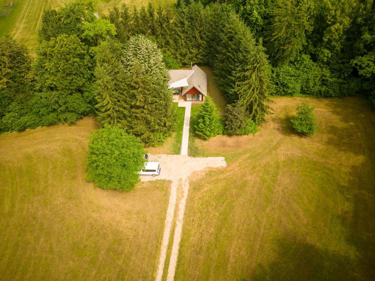Cebelnk: Sanjska Hisica 4 Km Od Bleda Villa Lesce  Luaran gambar